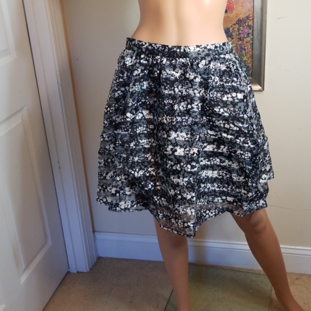 💋XHILIRATION FLORAL ELASTIC 🌟CLEARANCE🌟B1G2🌟